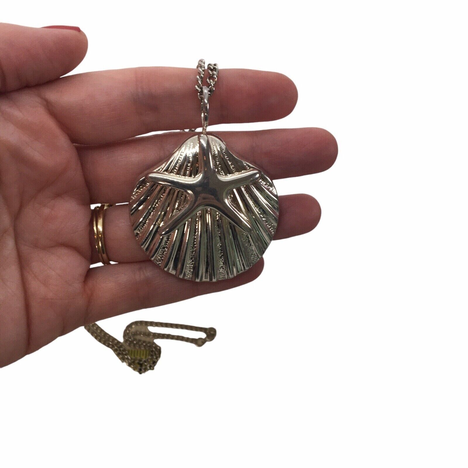 Signed Best Necklace Brooch Shell Starfish Nautical Ocean Beachy Mermaid Coastal 12$